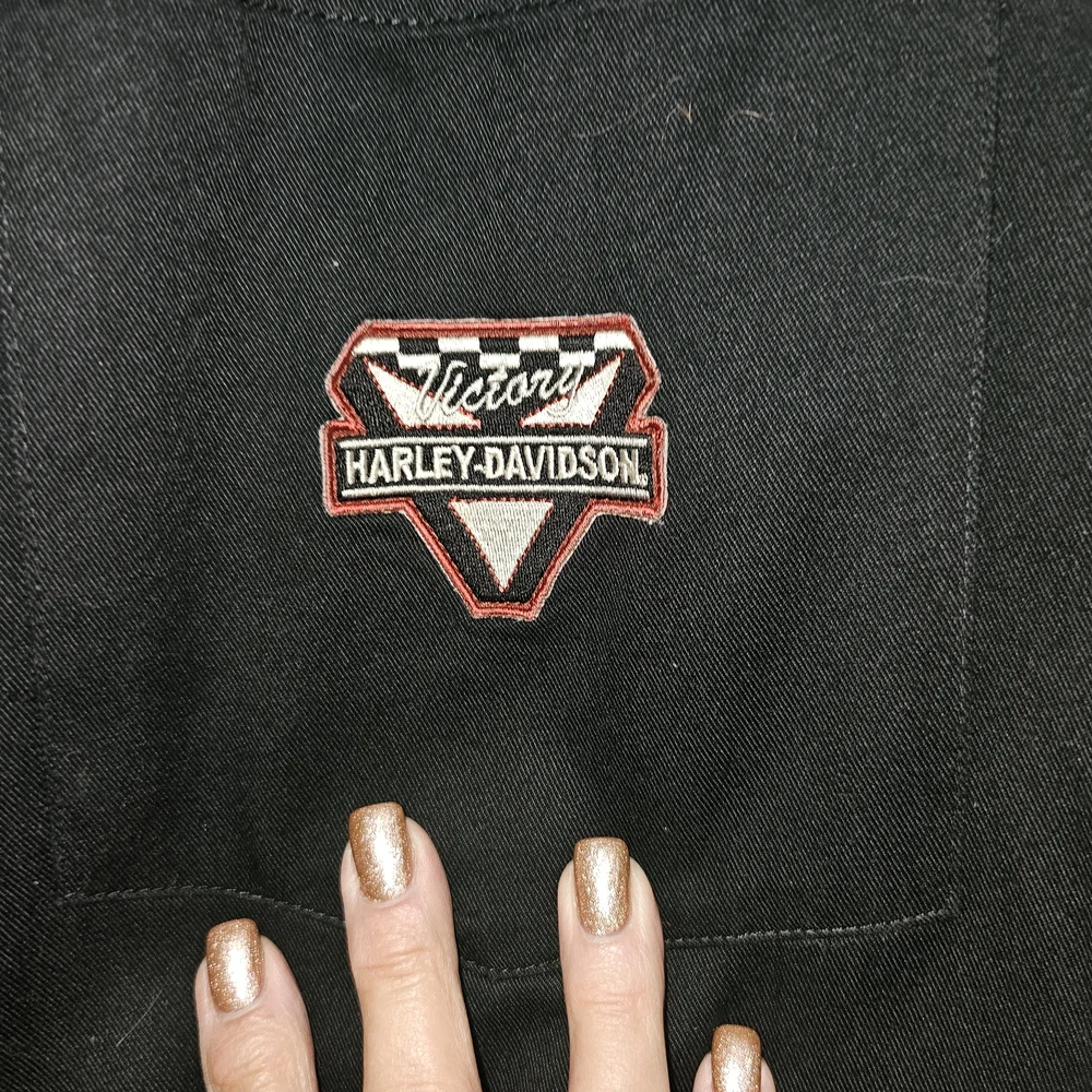 Harley-Davidson Black Short Sleeve Button-Up Shirt with Orange Logo Patches - Picture 4 of 8